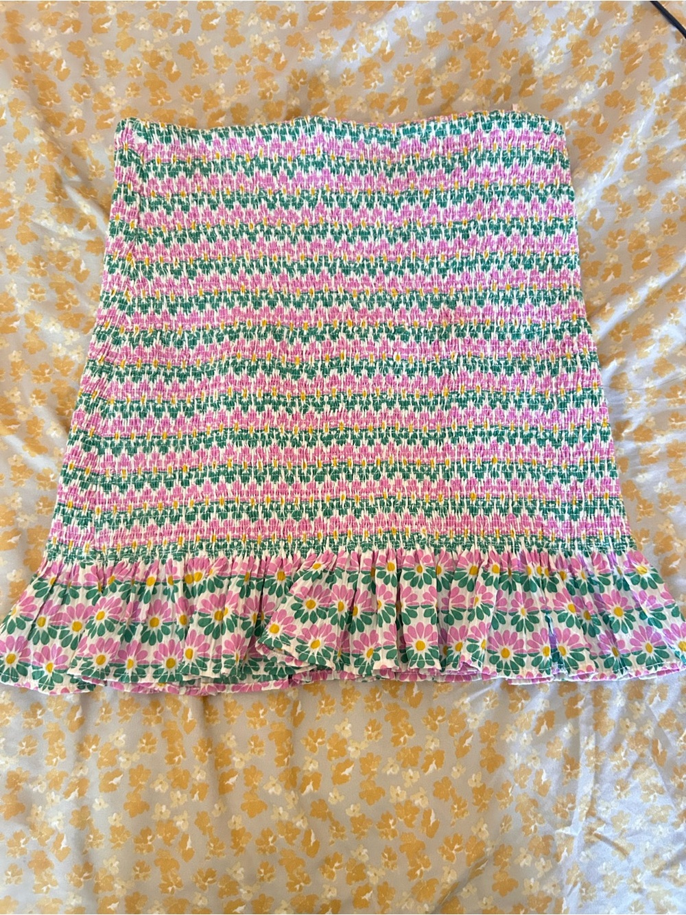 Zara mini smocked skirt Small